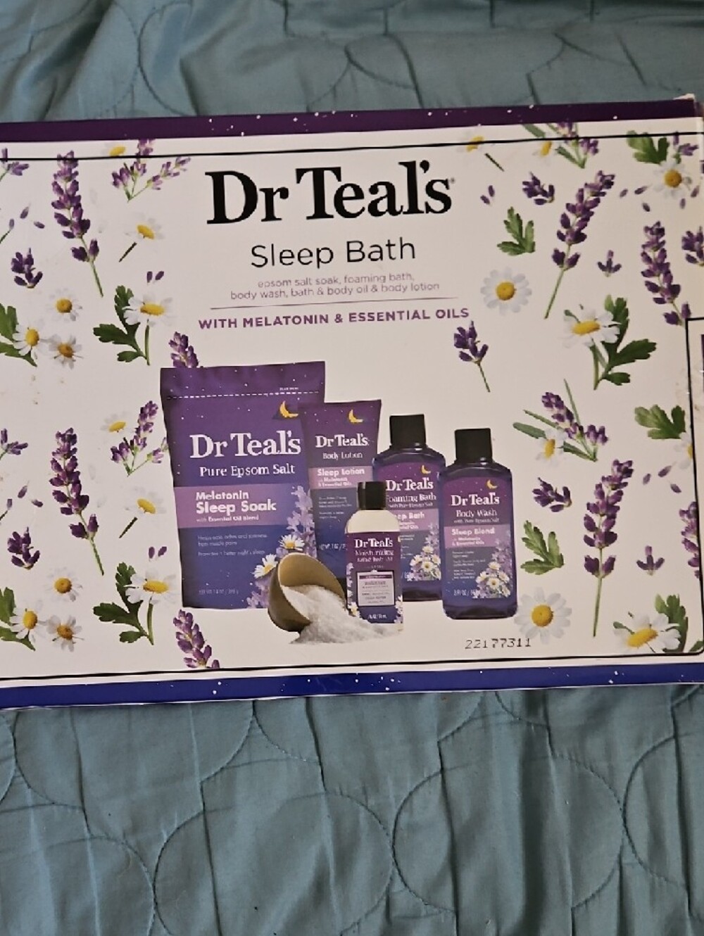 Dr Teal's Sleep Bath Lavender Sleep Soak Gift Set - Purple - Picture 3 of 5
